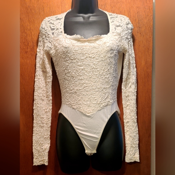 Body Drama Tops - Body Drama Lingerie ivory stretch lace body suit szL